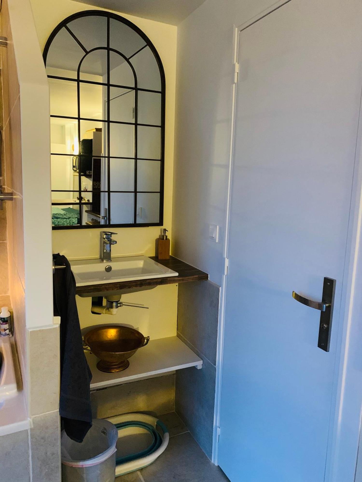 Maisonnette Cosy Bord De Seine 30min Paris Holiday home Carrieres-sous-Poissy